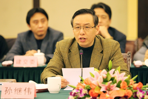 GDP目标任务情况说明_中国今年gdp目标