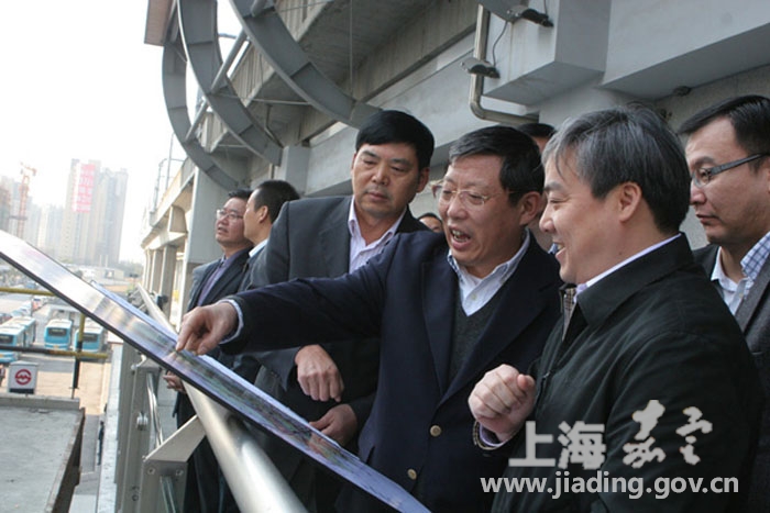 杨雄副市长调研嘉定"十二五"开局工作情况