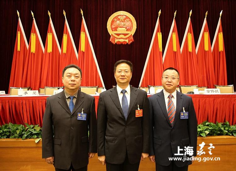安亭镇召开第三届人民代表大会第六次会议