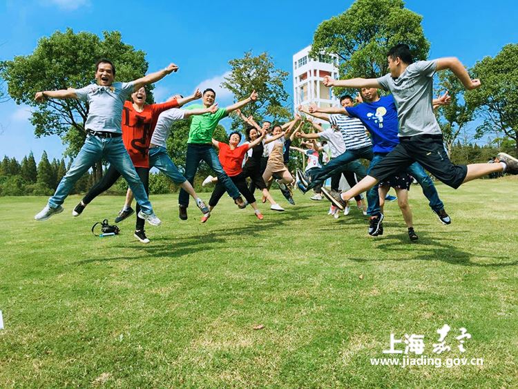 猜手语的成语_手语