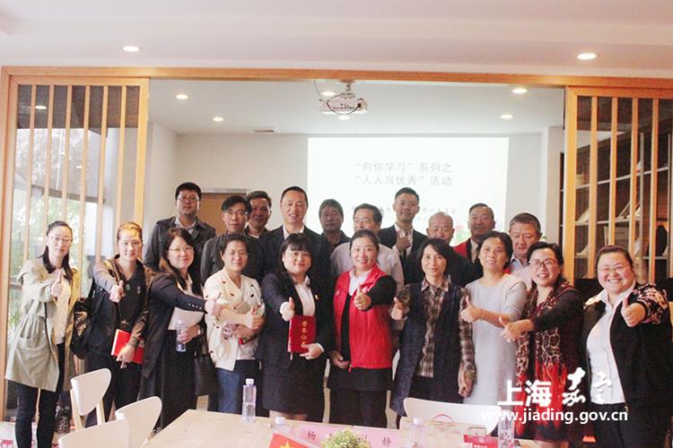 人人乐老总_昌乐乐港老总图片(2)