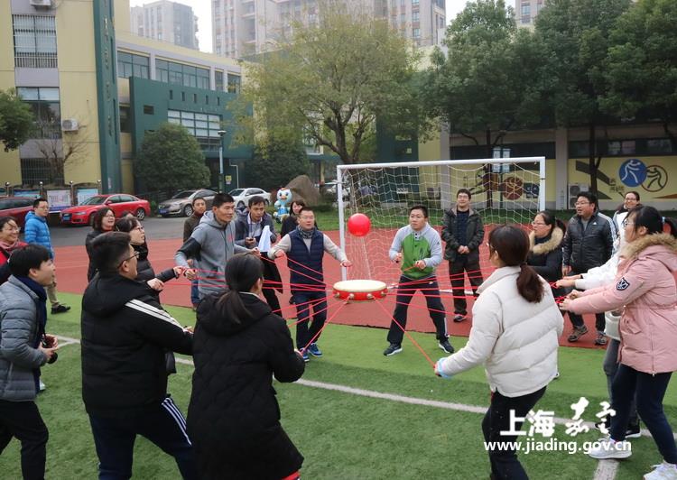 江桥人口办_解锁高温 江桥镇世界人口日的freestyle就是这么爽酷(2)