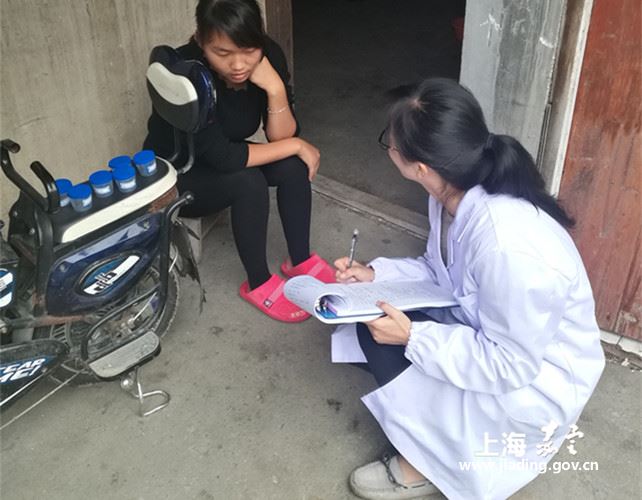 寄生人口信息采集卡_地区计生委到和布克赛尔镇调研计划生育信息化建设工作
