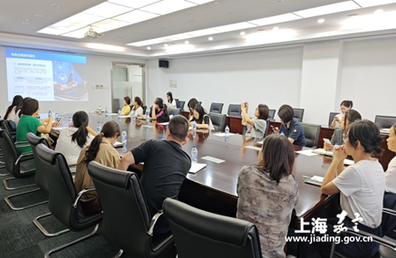 政府开放日:南翔镇举办电商税务新规政策解读讲座