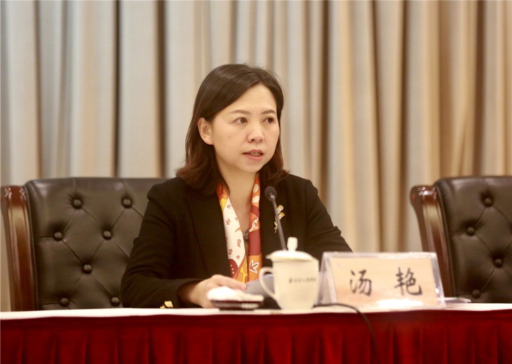 会前,中共嘉定区委书记章曦,区委副书记,区长陆方舟,区委副书记
