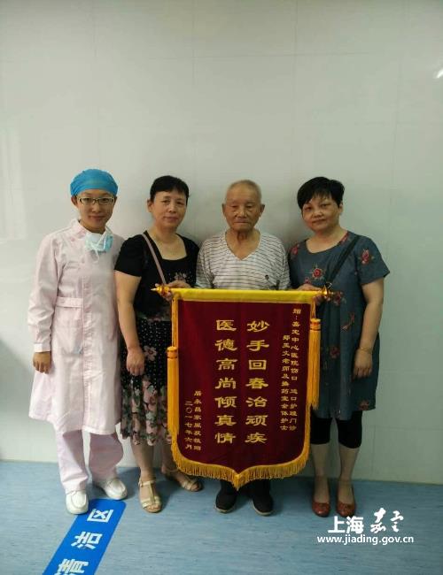 a05d3ad6b92640448670d5bd8ebe61bd.jpg