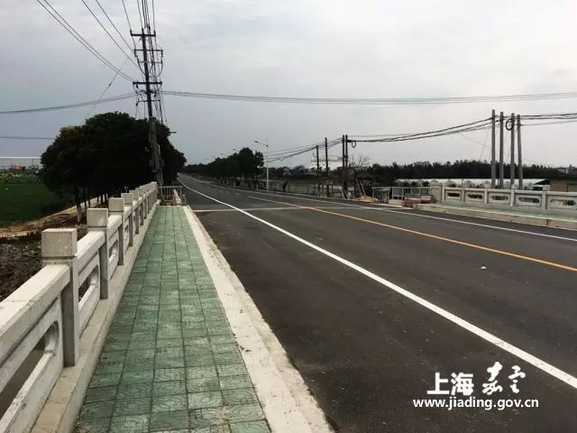 e6c1a3168a4e4bda97daf6c1732a24b3.jpg