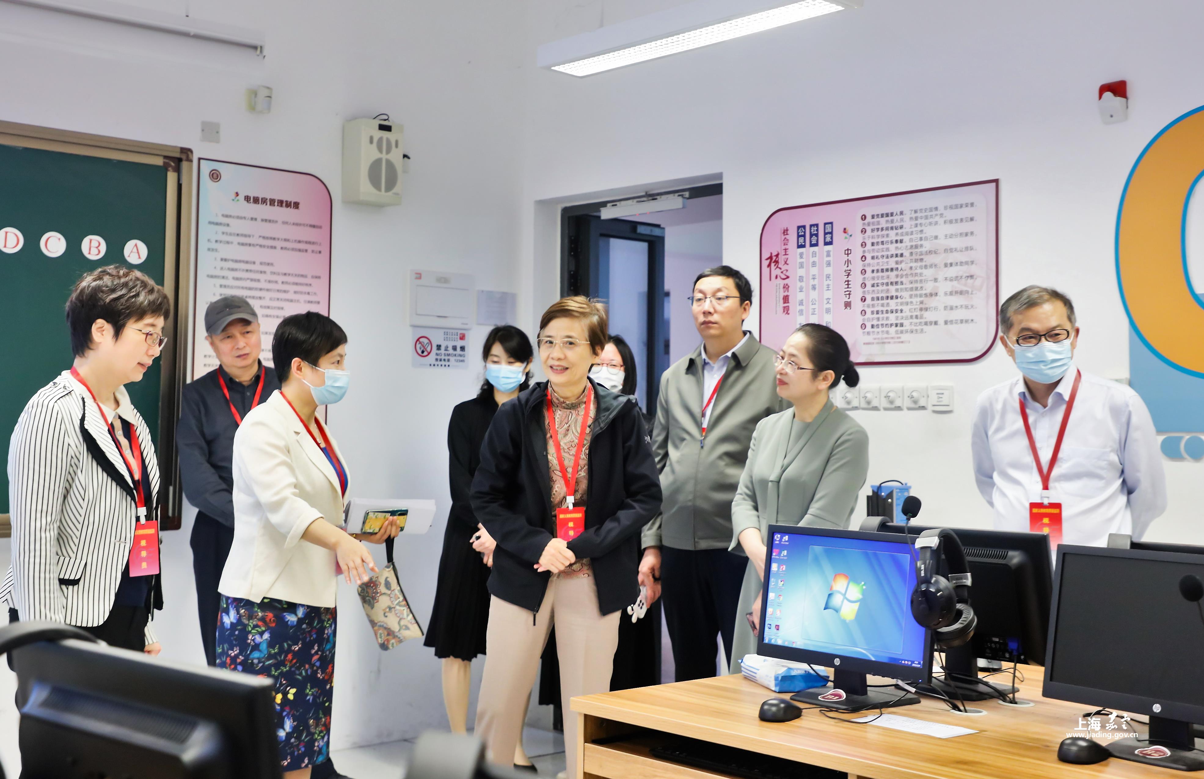 0e0b22a6a8ce4c47bdbb50aaaa1c2548.jpg 0e0b22a6a8ce4c47bdbb50aaaa1c2548.jpg