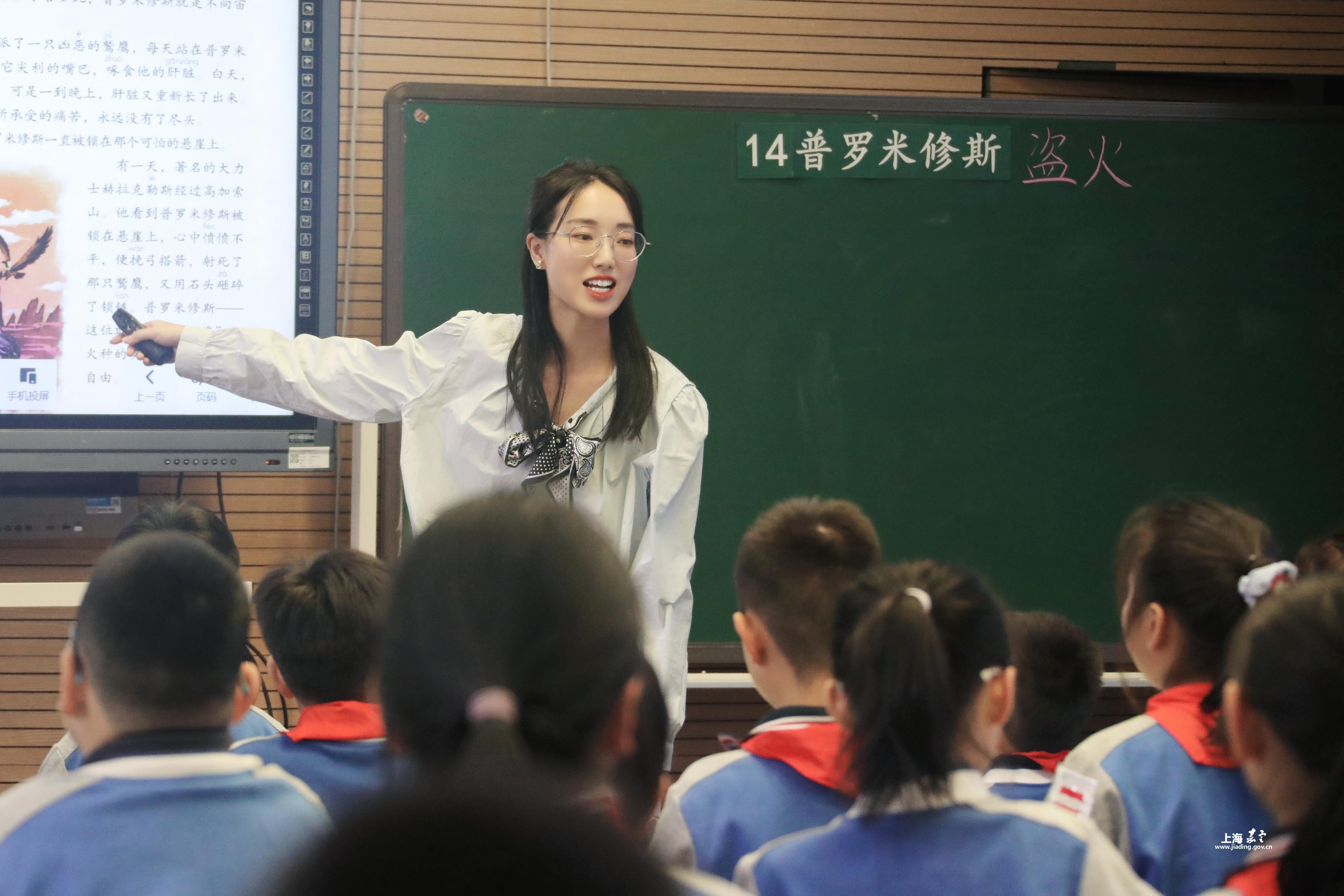 1fdcaba0b9364d4d8635eaf158632b9e.jpg 1fdcaba0b9364d4d8635eaf158632b9e.jpg