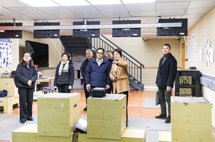 副区长汤东英调研嘉定区少体校