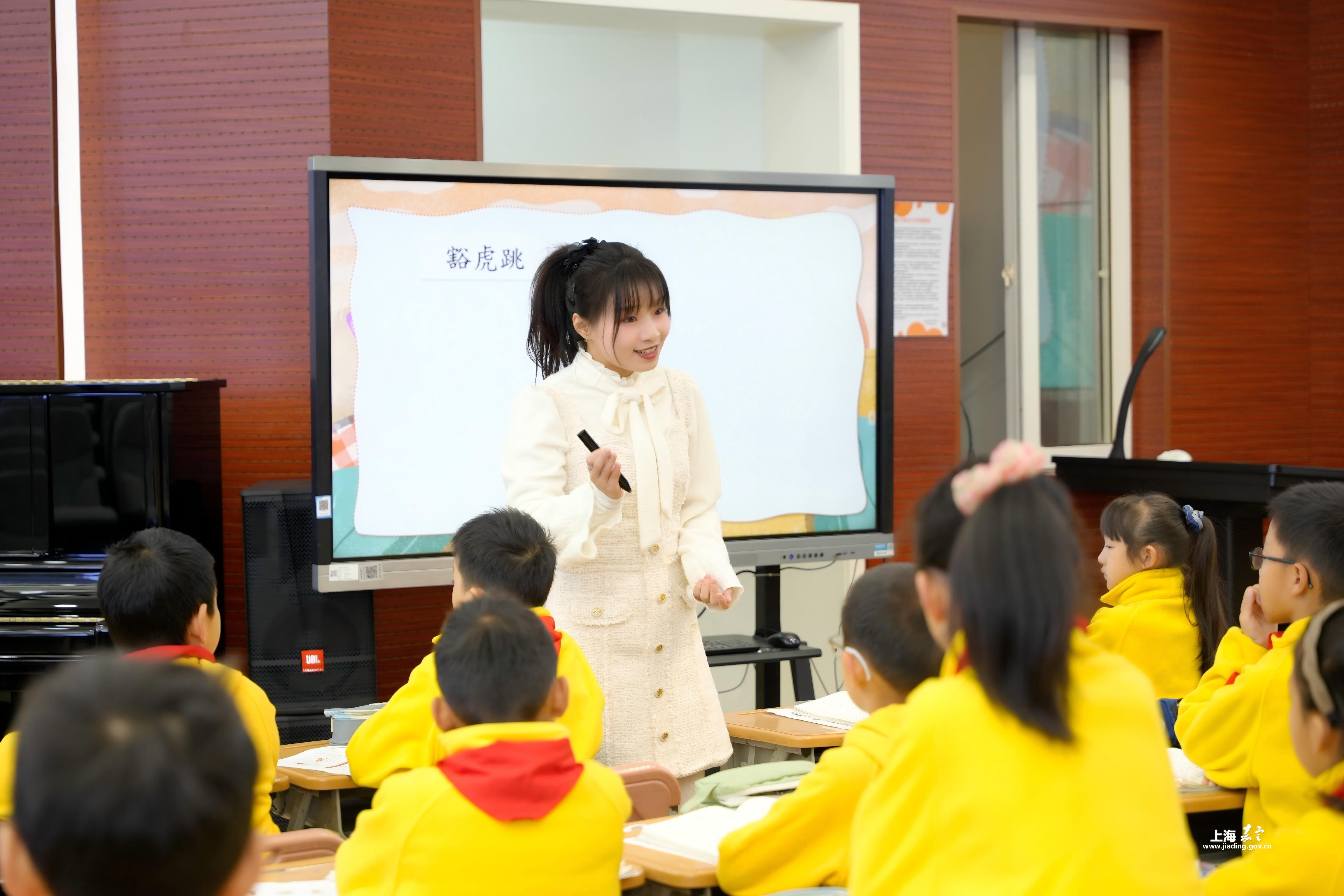 9fc110de258d42eb8312dc9360d5d54e.JPG 9fc110de258d42eb8312dc9360d5d54e.JPG