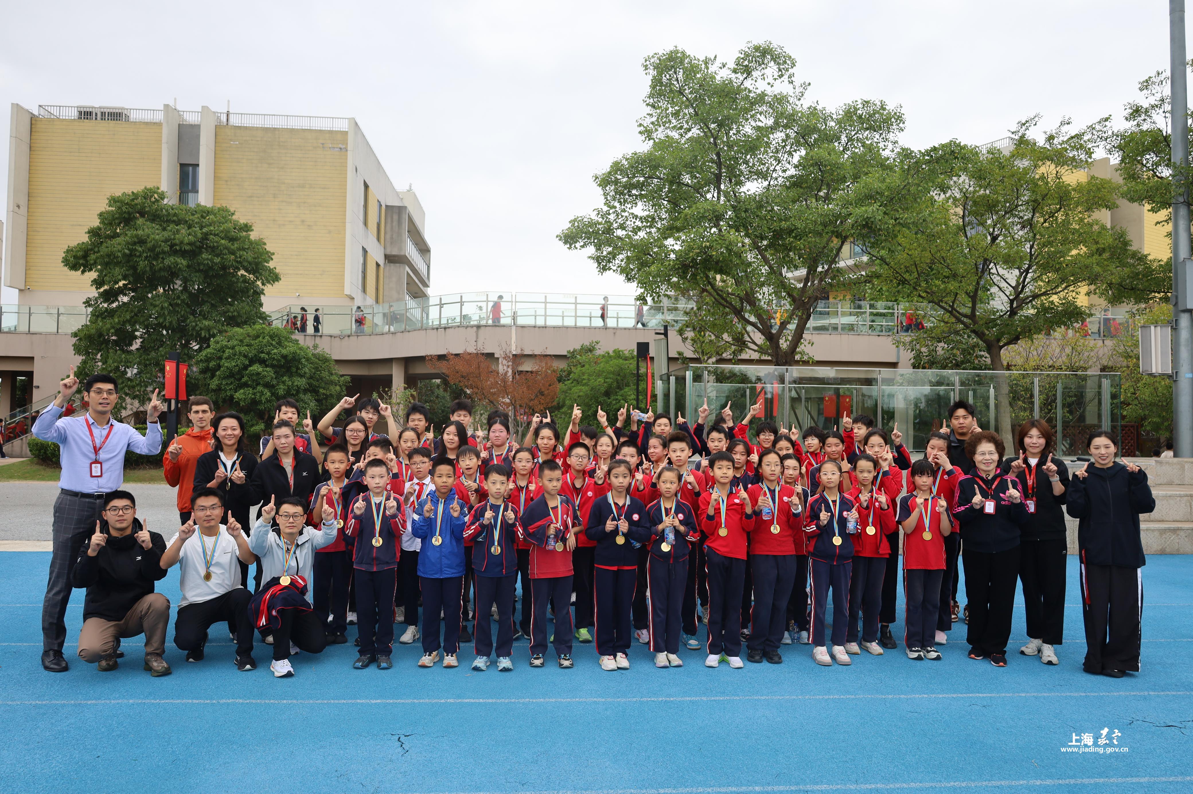 bb19c6edade1467780d6b25635361341.JPG bb19c6edade1467780d6b25635361341.JPG