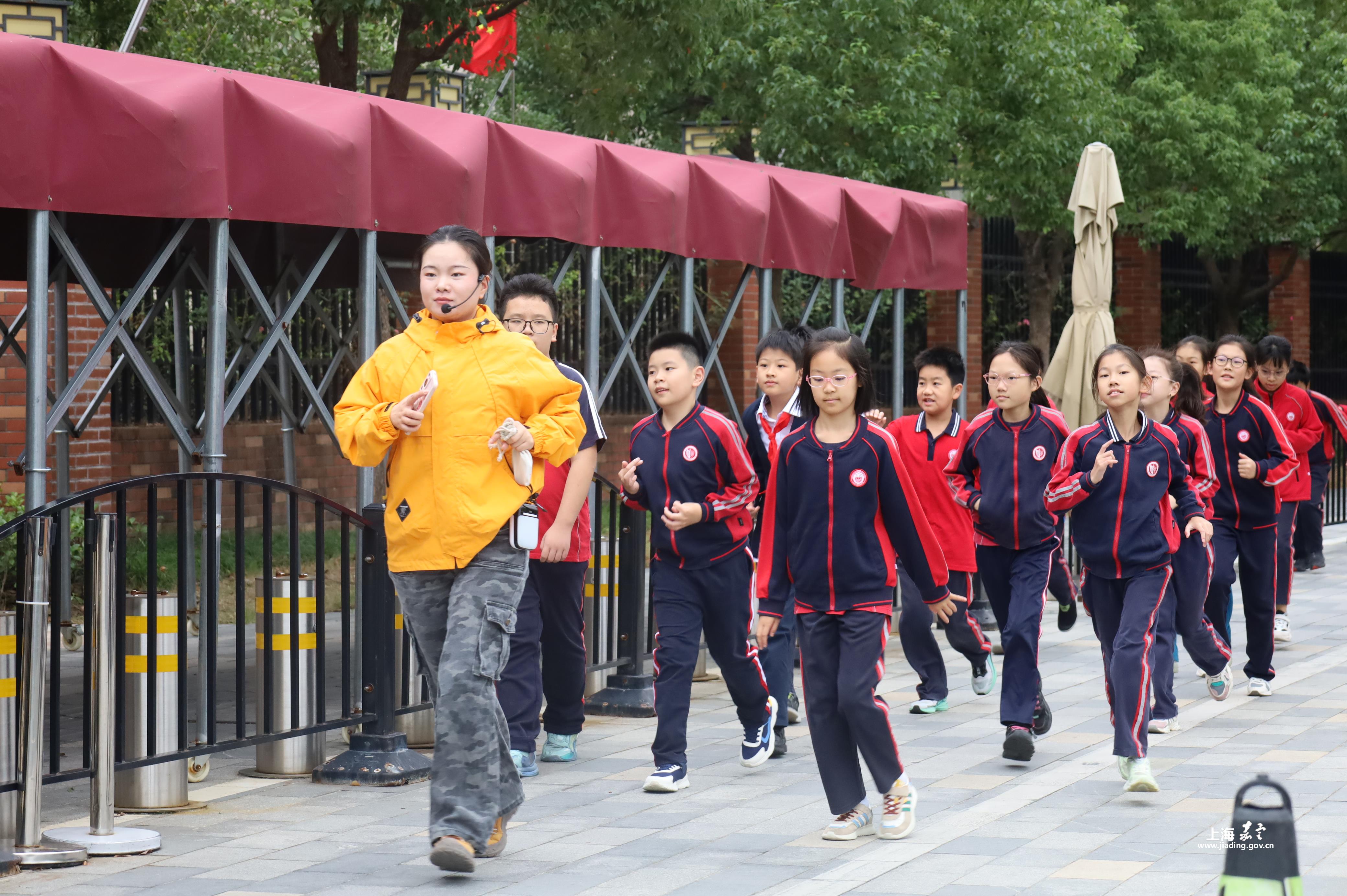 d2b875bc49134f9fa73405dcfb32595c.JPG d2b875bc49134f9fa73405dcfb32595c.JPG