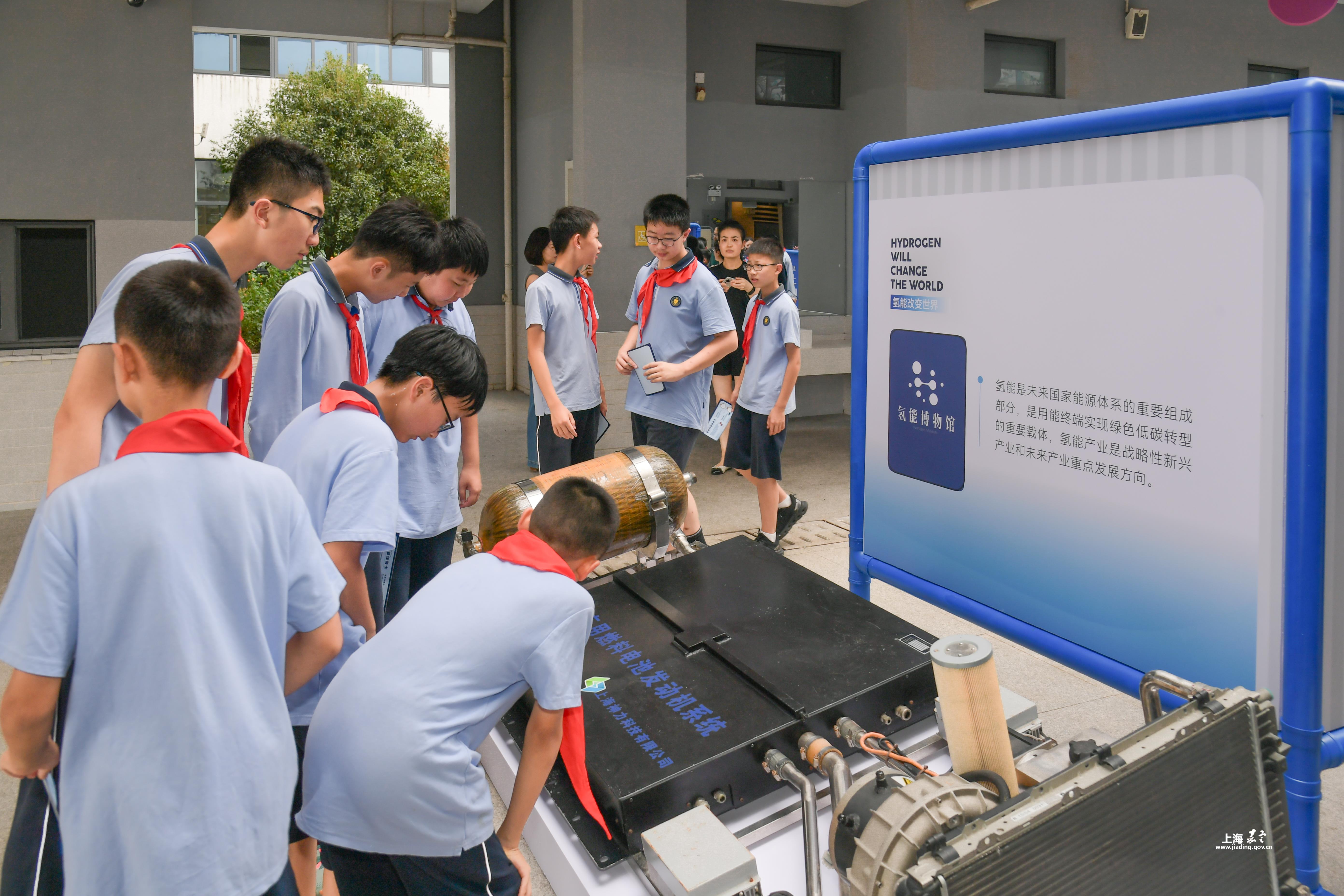 da15e8ed16fb438f91f90dd3d6b9b2f4.jpg da15e8ed16fb438f91f90dd3d6b9b2f4.jpg