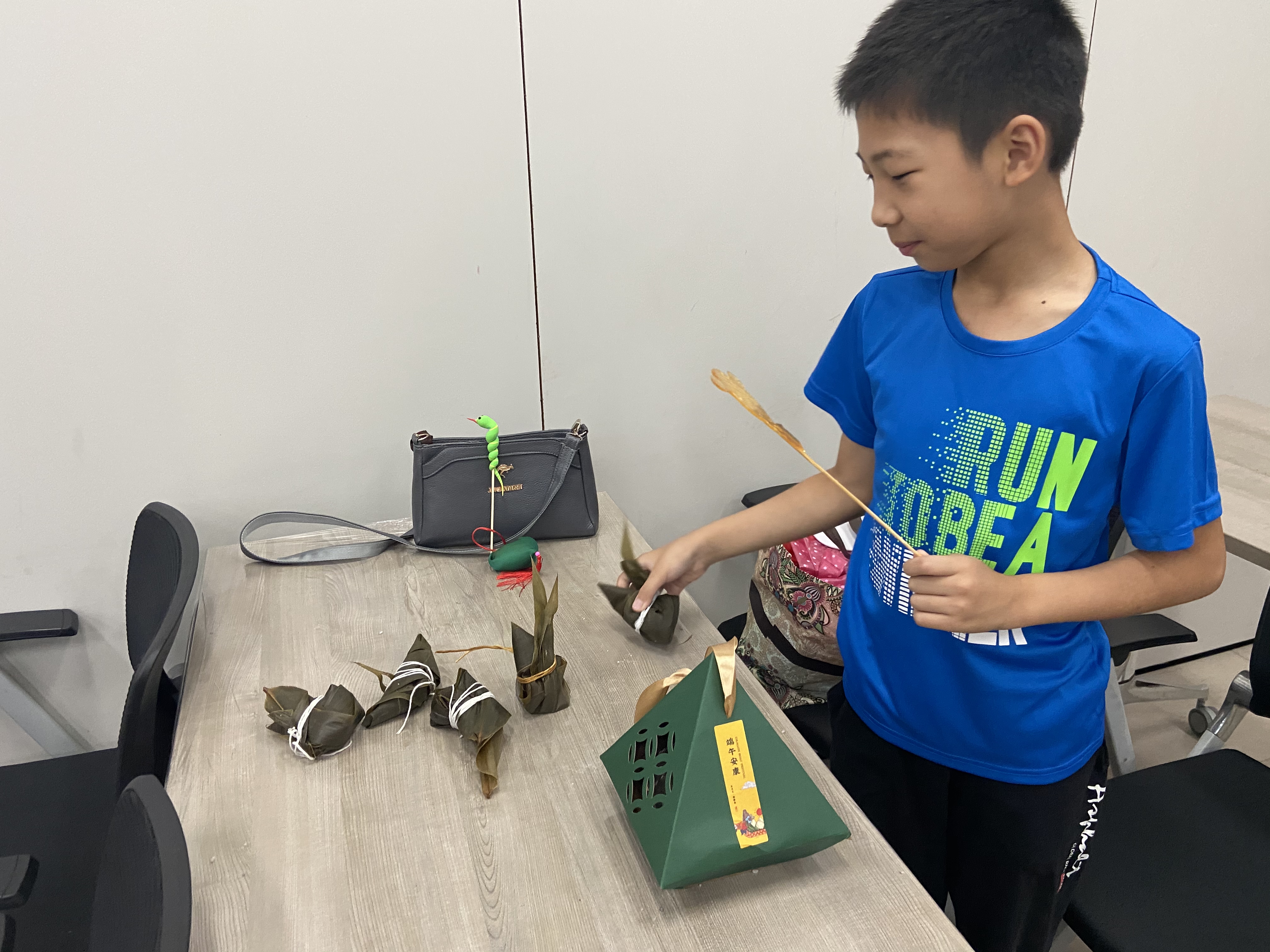 温航小朋友-500334.jpg