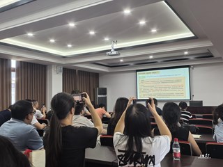 政府开放月：精准助企！嘉定区生态环境局召开环保惠企政策专题宣贯会