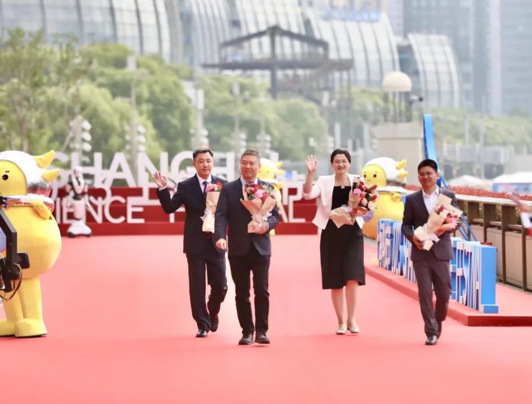 f6ae3f4c761a86051b04c7d9a45396a7.jpg f6ae3f4c761a86051b04c7d9a45396a7.jpg