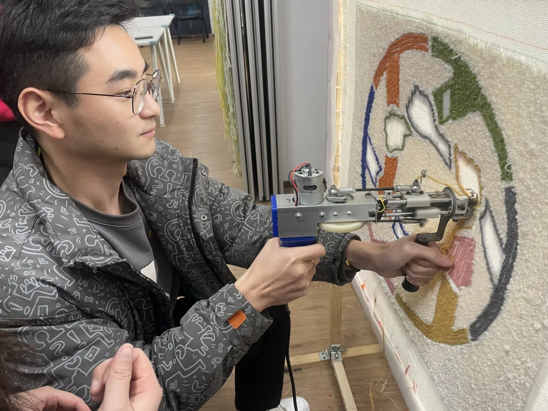 548737d42c5eb7a43fb80e927c0c6fa4-sz_6459731.webp 548737d42c5eb7a43fb80e927c0c6fa4-sz_6459731.webp