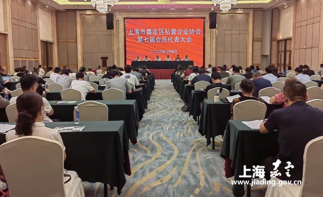 b9330ebc71804b58a88f95d515cab3f0.jpg b9330ebc71804b58a88f95d515cab3f0.jpg