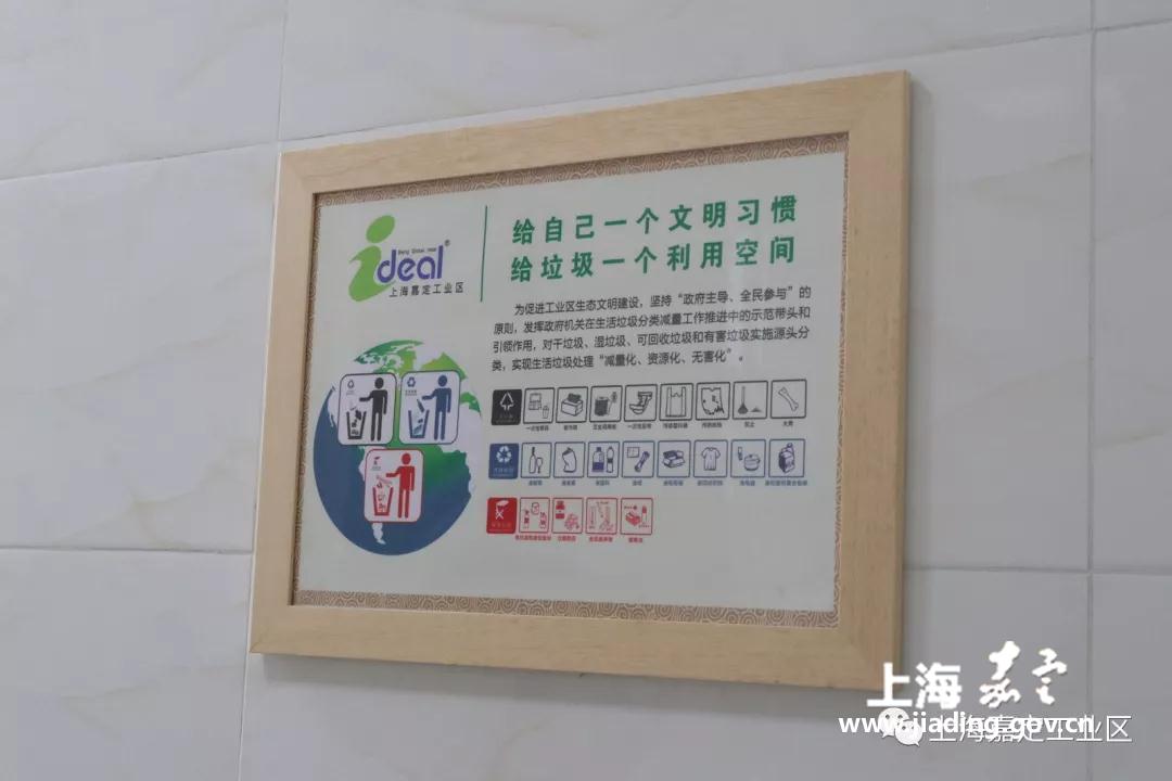f6a703481e0546f89f493441faf0d612.jpg