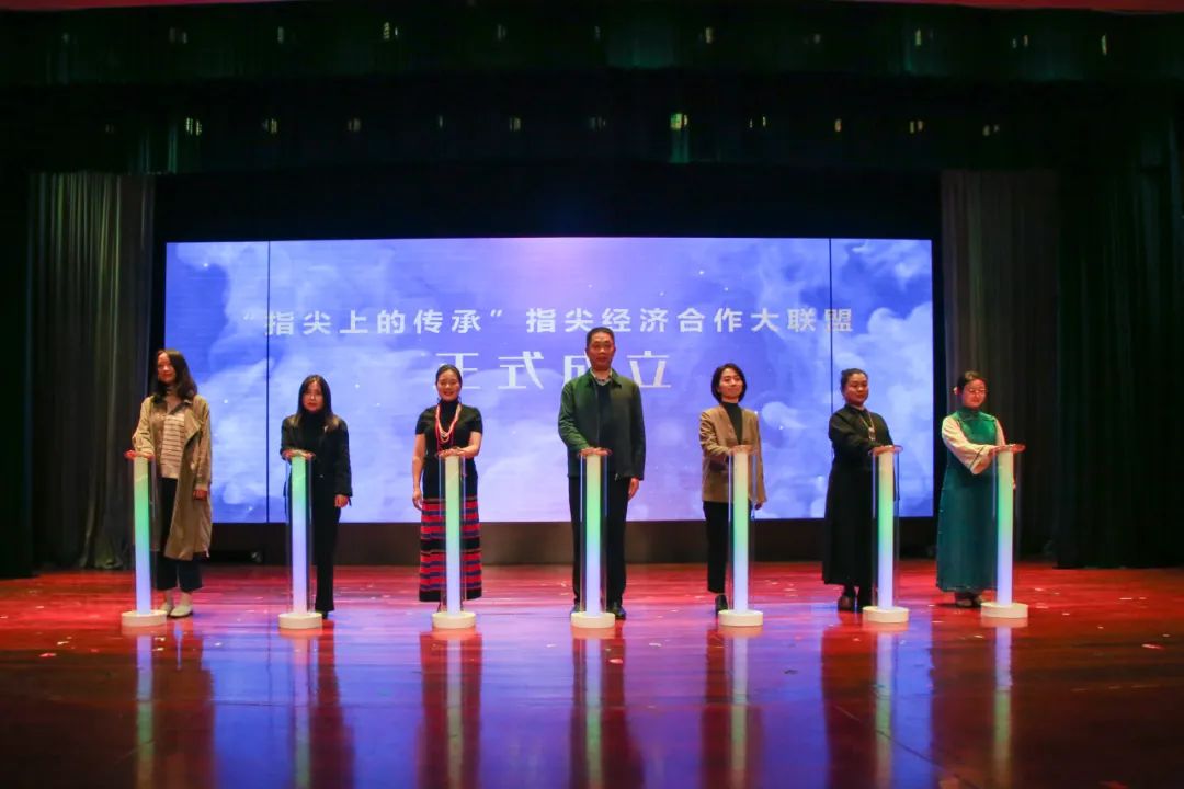 微信图片_20221118122203.jpg 微信图片_20221118122203.jpg