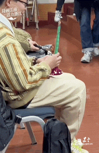 c5f020ae20524f378fbad695d44502b6.gif