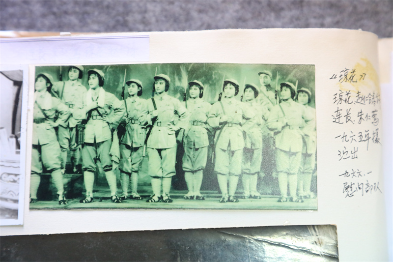 文化传承 锡剧资料捐赠-502108.jpg