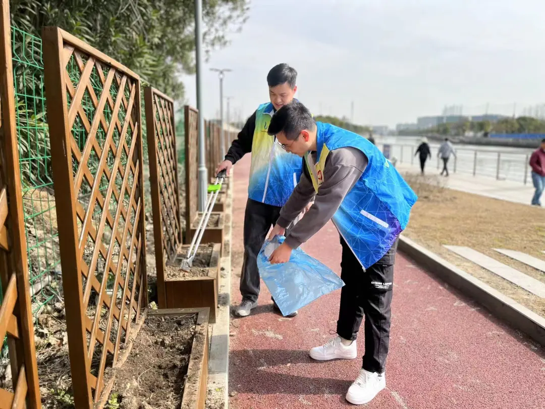 c8f94fe58aea2dbba2845aa1e21f40e1-sz_377482.webp c8f94fe58aea2dbba2845aa1e21f40e1-sz_377482.webp