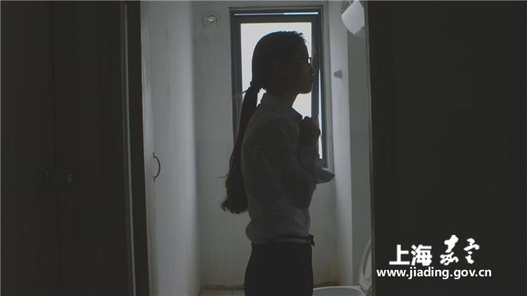 00e71152cb1b4b8da743df601ac4e83b.jpg