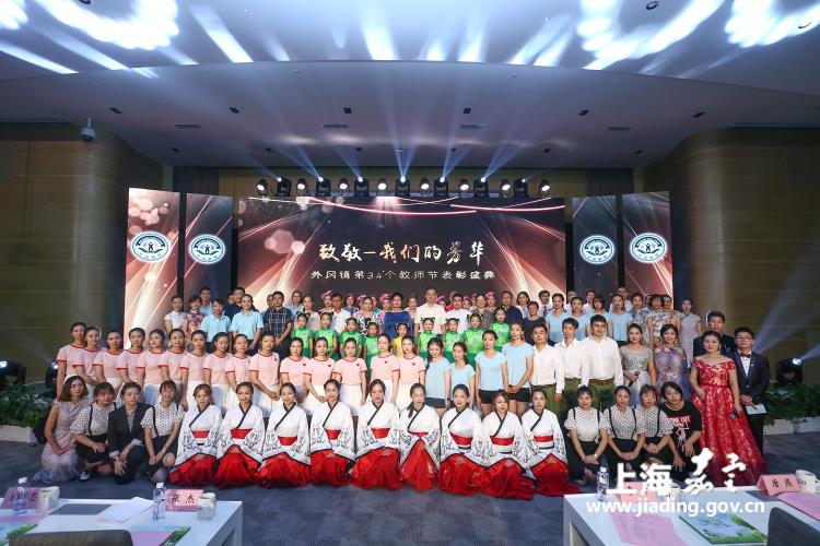 cfeac4d3bf604a98b1ed26ce18543af8.jpg cfeac4d3bf604a98b1ed26ce18543af8.jpg