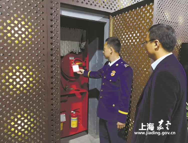 8d5bd11cd2c24d2292ab232f3322e3b9.jpg 8d5bd11cd2c24d2292ab232f3322e3b9.jpg